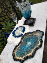 Load image into Gallery viewer, Resin Serving platter or Centrepiece- SOLD
