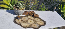 Load image into Gallery viewer, Geode style Large Resin Serving platter