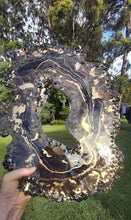 Load image into Gallery viewer, Resin Crystal Agate - Black &amp; Gold