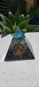 15cm Organite pyramid with real healing Crystals and EMF protection. Great gift 🎁