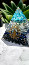 Load image into Gallery viewer, 15cm Organite pyramid with real healing Crystals and EMF protection. Great gift 🎁