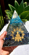 Load image into Gallery viewer, 15cm Organite pyramid with real healing Crystals and EMF protection. Great gift 🎁