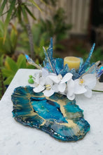 Load image into Gallery viewer, Unique Resin Platter, Candleholder or Candleholder