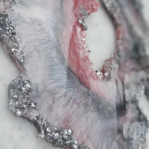 Geode Resin Art with real Crystals