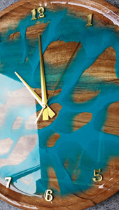 Contemporary Resin Clock - Aqua