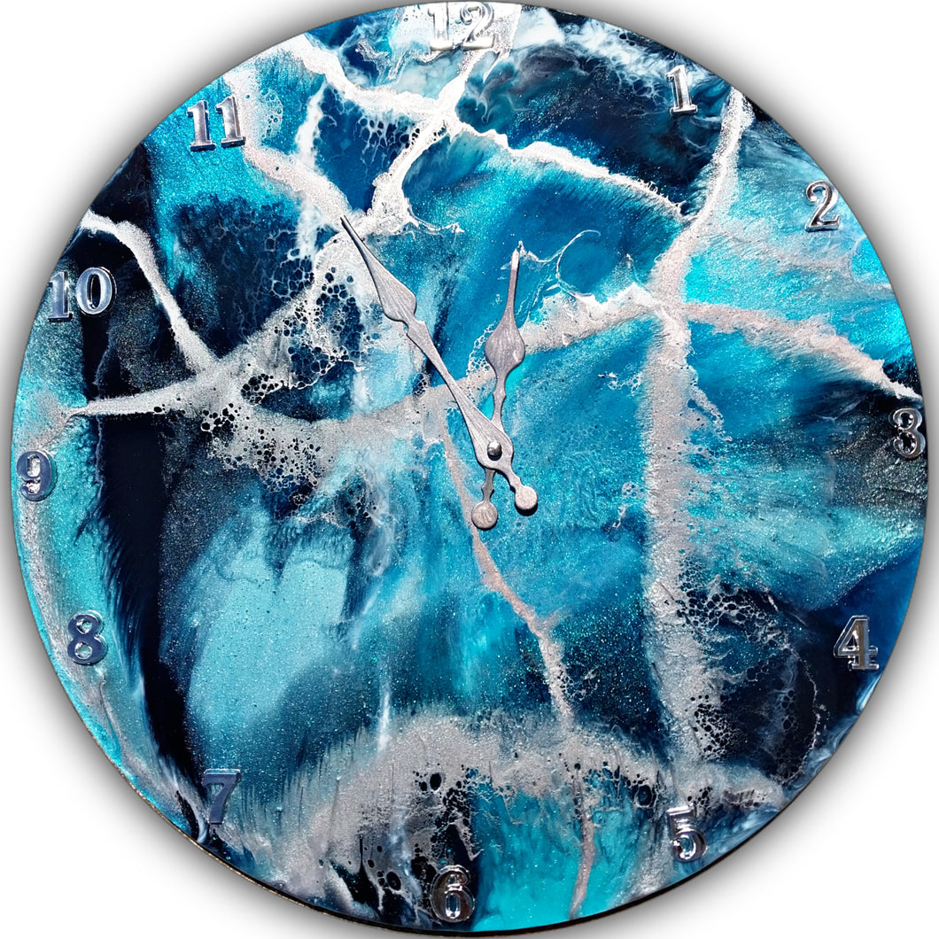 Cruzy Blue & Silver Clock with metallic pigments