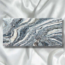 Load image into Gallery viewer, Silver &amp; Crystal Resin Bedhead